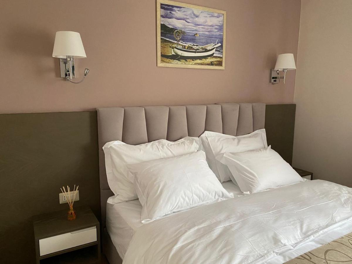 Doanesia Premium Hotel & Spa Тирана Екстериор снимка