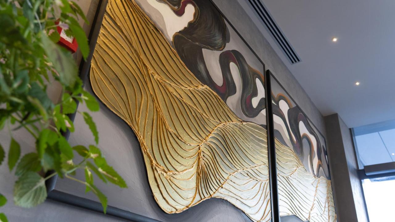 Doanesia Premium Hotel & Spa Тирана Екстериор снимка
