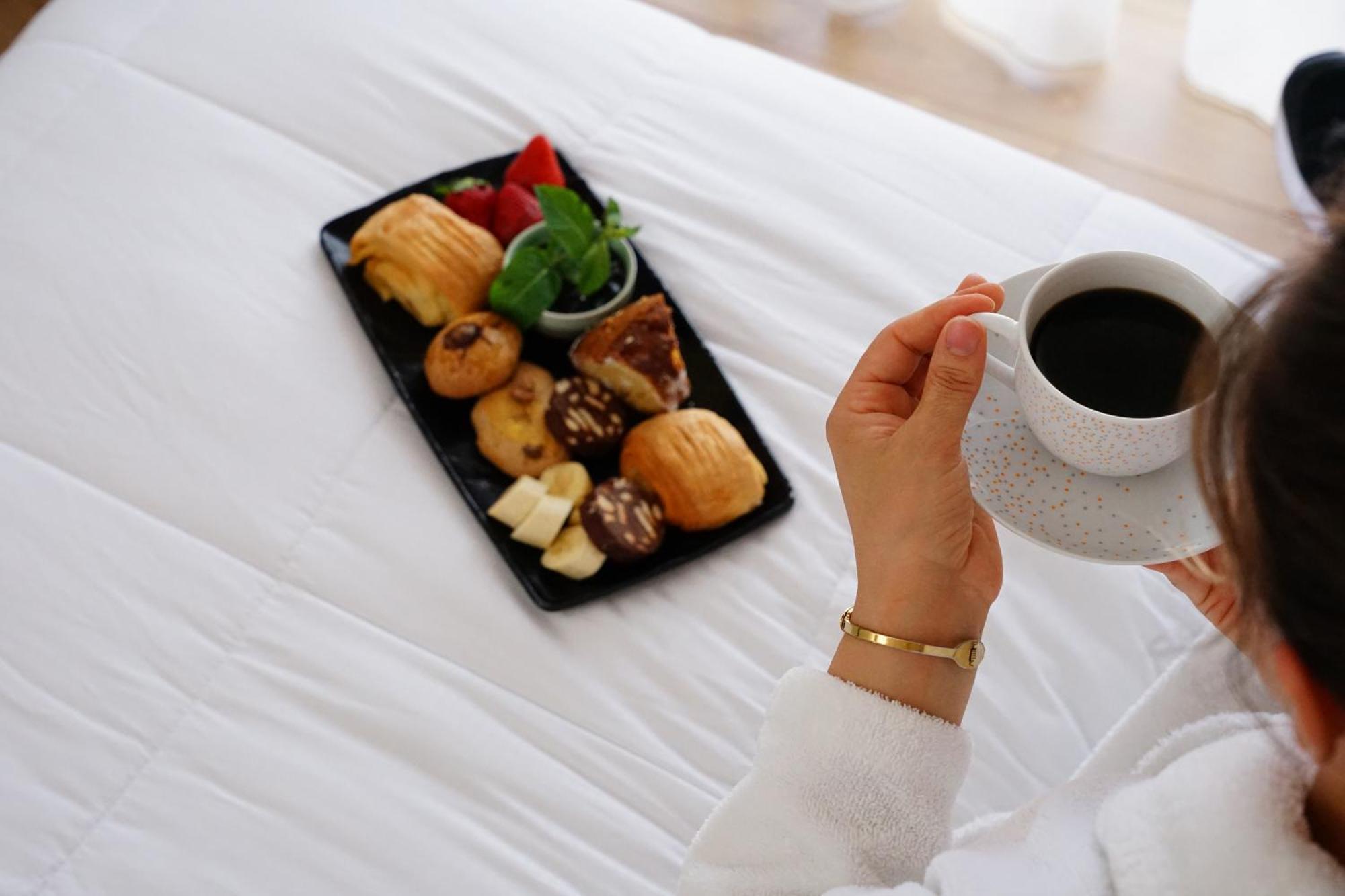 Doanesia Premium Hotel & Spa Тирана Екстериор снимка